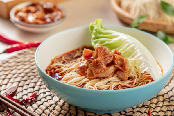 千亿赛道·粉面为王：智邦粉面浇头供应链 深耕专注粉面浇头行业赛道17年