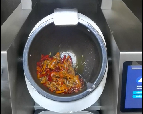 “AI养龙虾”之前，优特智厨炒菜机器人早已把“龙虾”炒熟了!